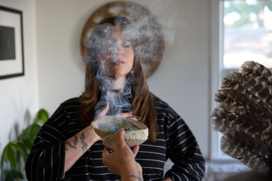 What’s Aura Cleansing—And Why Your Energy Field Deserves Better Tools